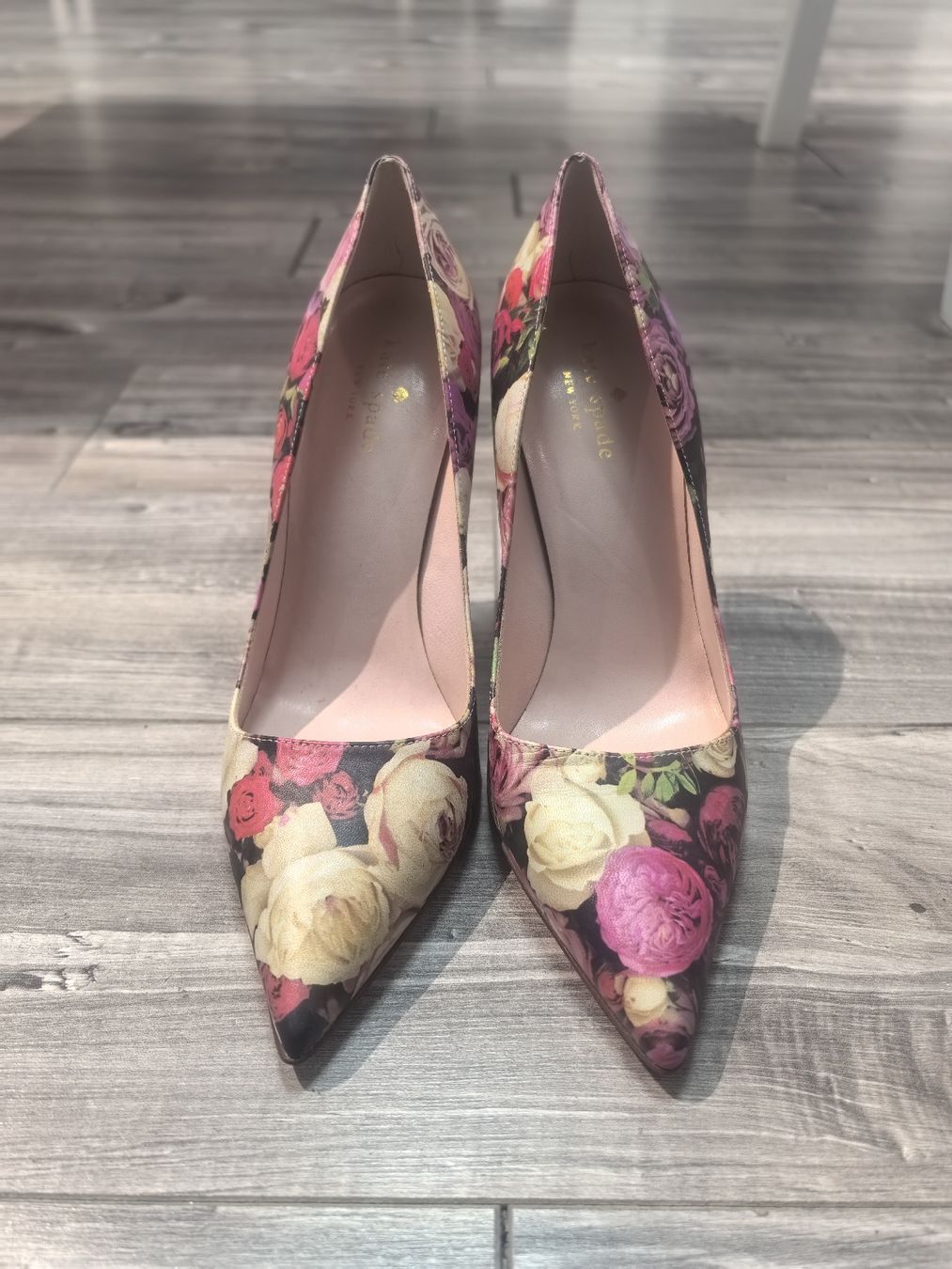Kate Spade Damenschuhe: Kate Spade Leder Pumps – Neu und originalverpackt aus Bad Ragaz von AKahlon 1