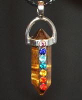 Halskette D-905 – Säule Tigerauge 7 Chakra