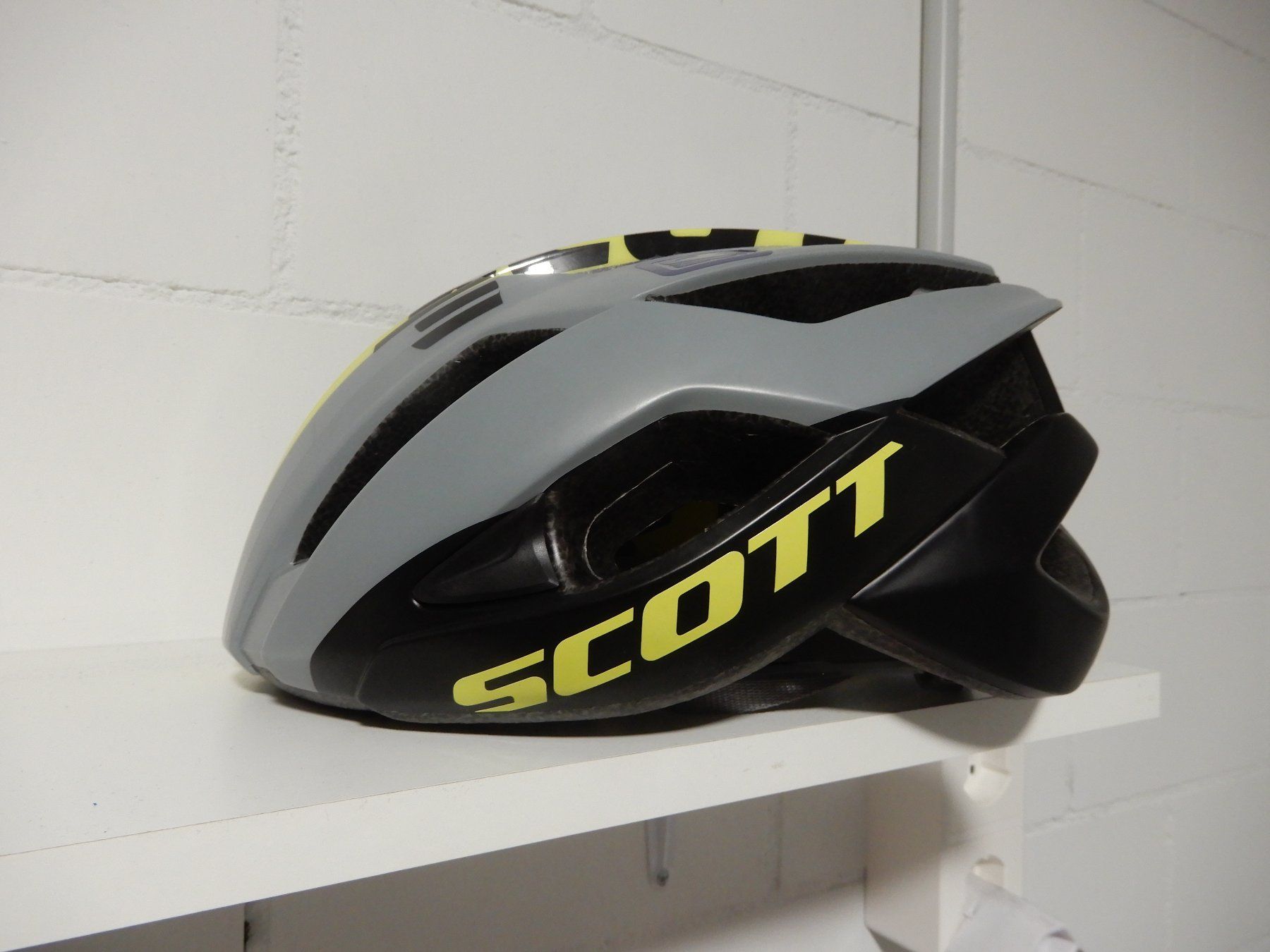 Caschi: Fahrradhelm Scott mit "MIPS" – Usato da Volketswil venduto da asda