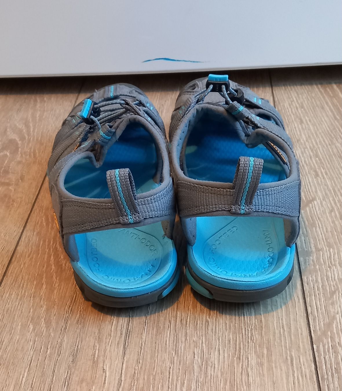 Keen Chaussures hommes: KEEN Samdale, 40, neuwertig, hellblau – Neuf (Voir description) à Rorbas par siramad 3