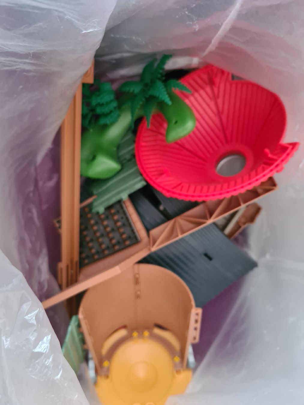 Giocattoli: Starwars Lego und Playmobile – Usato da Waldkirch venduto da Hypertenuse