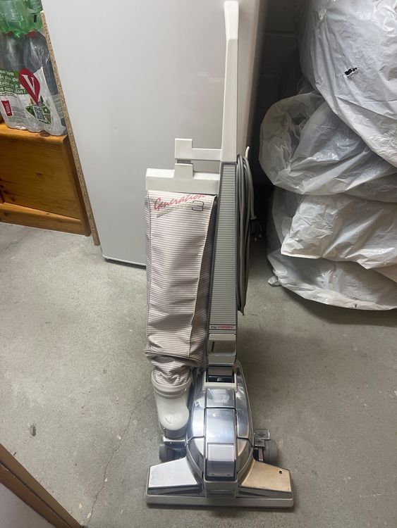 Kirby Generation 3 edles Teil fast schon historisch 😊 Kaufen auf Ricardo