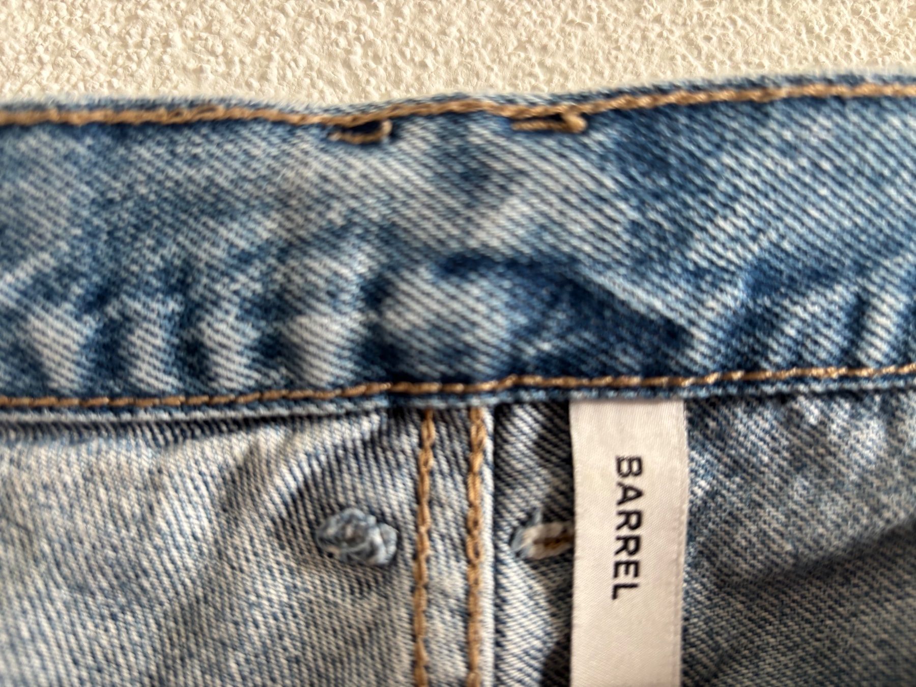 Weekday Jeans: Jeans von Weekday – Gebraucht aus Zürich von BOSTONC 4