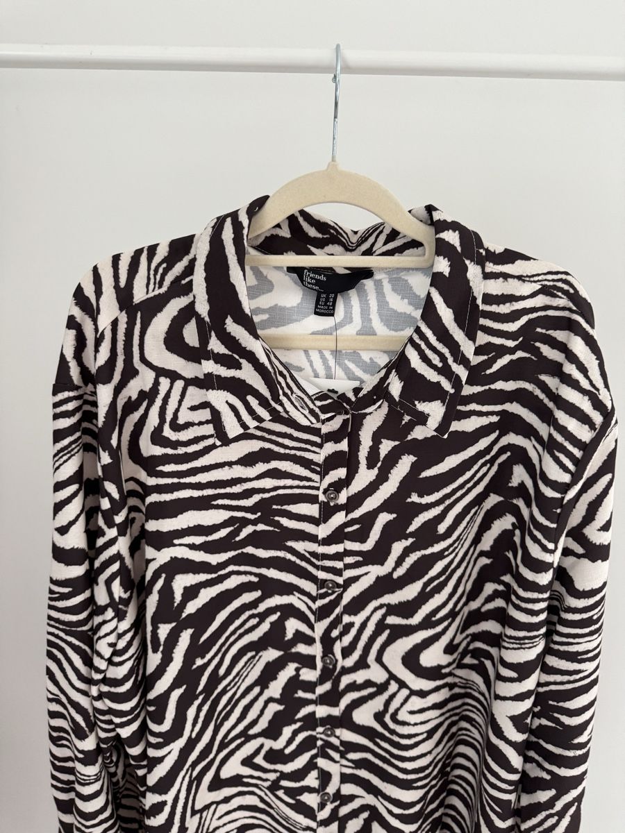 Blusen: Friends Like These Zebra Hemd Bluse – Neu und originalverpackt aus Zürich von di_archive 1