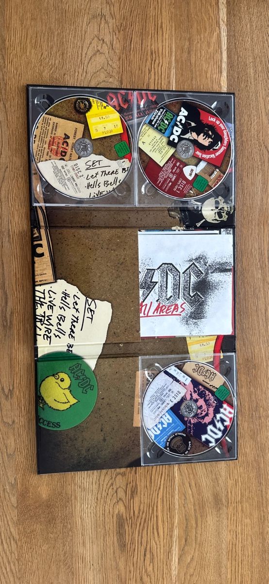 Alle DVDs: DVD / AC/DC - PLUG ME IN - 3 DVD SET – Gebraucht aus Luzern von roennimoos 1