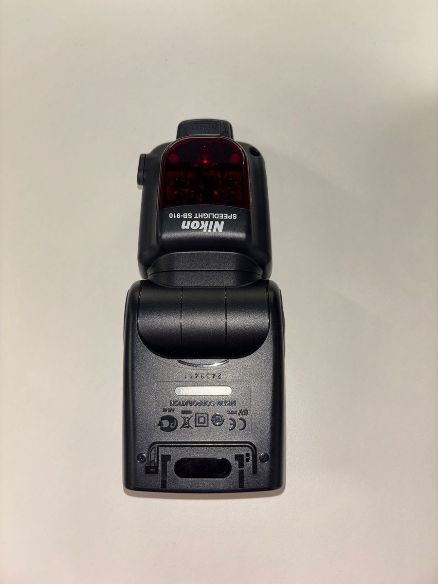 Nikon Flash: Nikon Speedlight SB-910 – Usato da Luzern venduto da teppichkroko