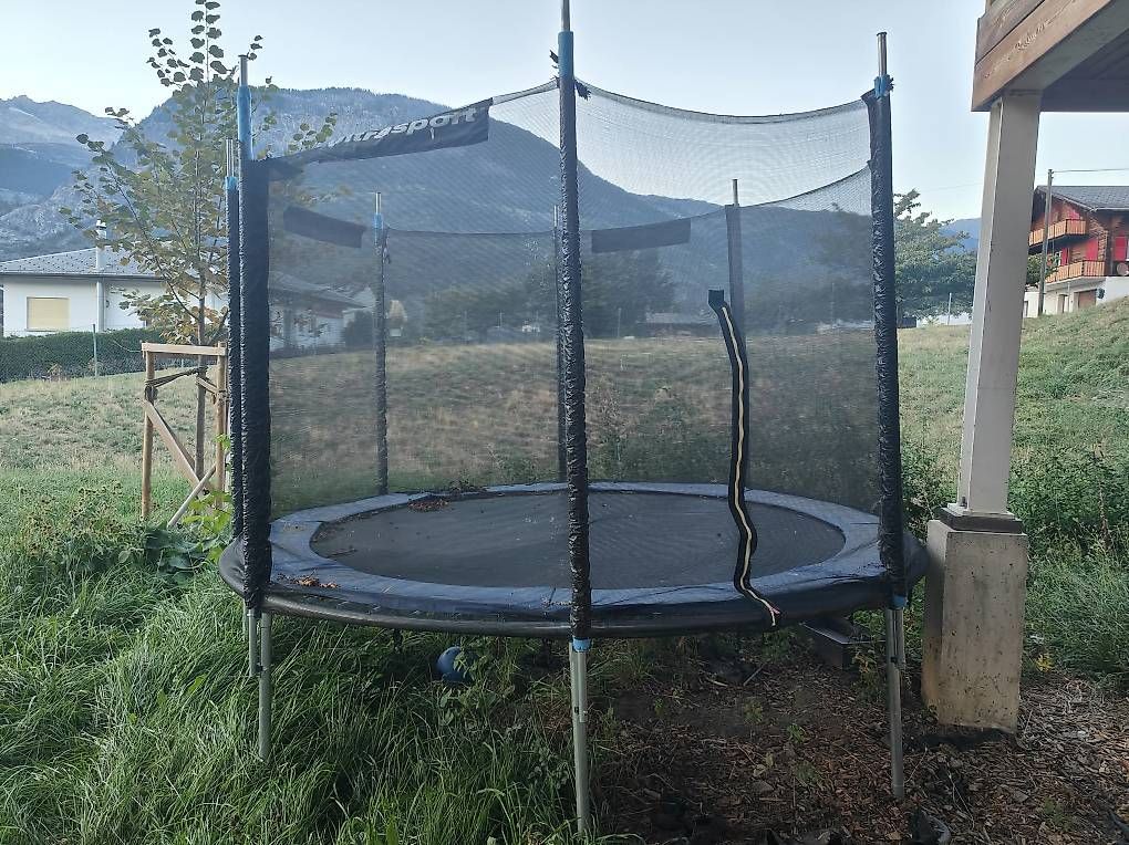 Trampolini: Trampolin zum abgeben – Usato da Termen venduto da PawelKulesza