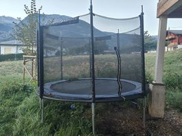 Trampolin zum abgeben