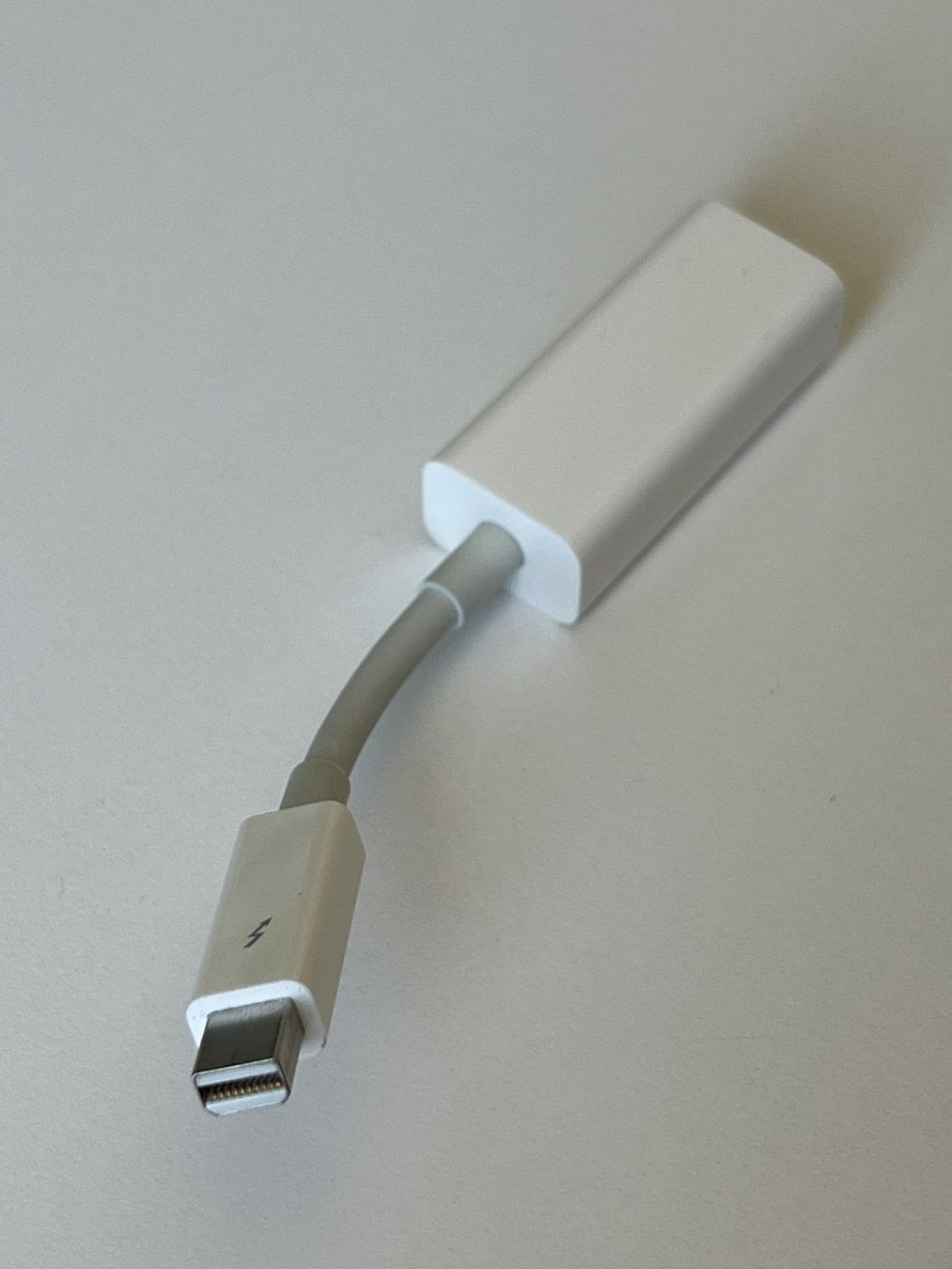 Apple Laufwerke & Adapter: Apple Thunderbolt auf Gigabit Ethernet Adapter A1433 – Gebraucht aus Zürich von Kollege7 1