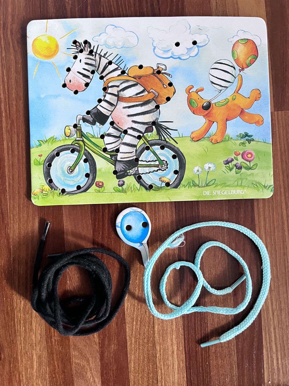Spiele: Fädelspiel Spiegelburg – Gebraucht aus Zürich von Ikle00 2