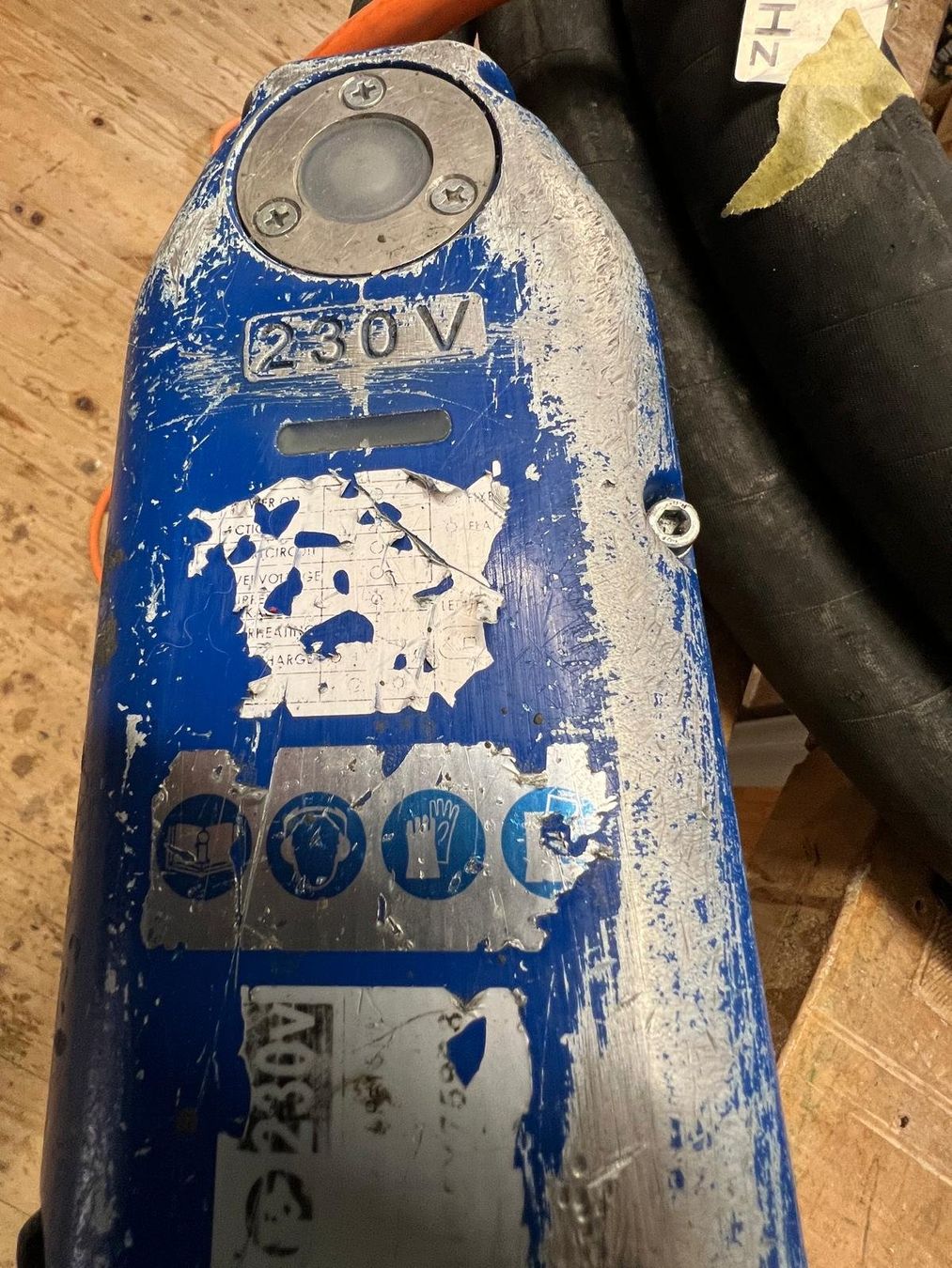 Tutti gli attrezzi: Betonvibrator Ø 40mm – Usato da St. Stephan venduto da Sudoku21