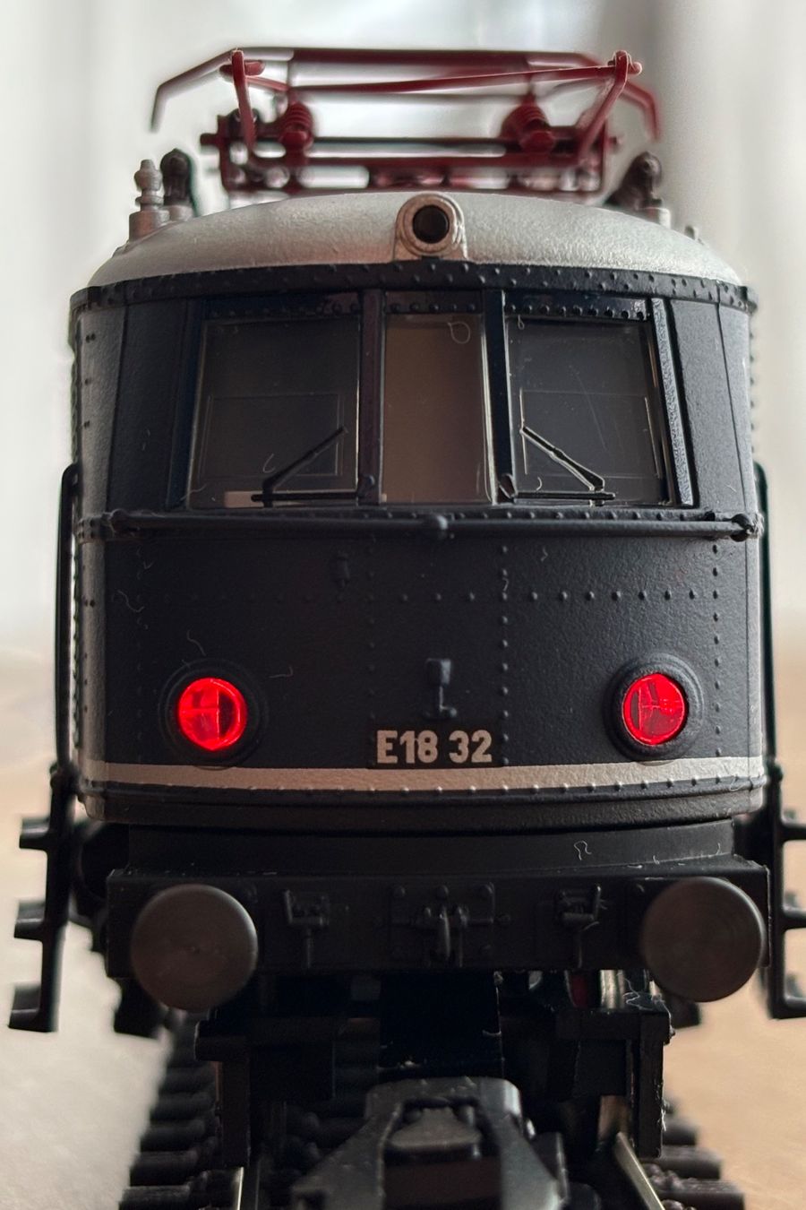 Trix Modellini di ferrovie: Trix 22451 Elok E18 der DB mit Sound – Nuovo e nell'imballaggio originale da Schinznach-Dorf venduto da Rur25 2