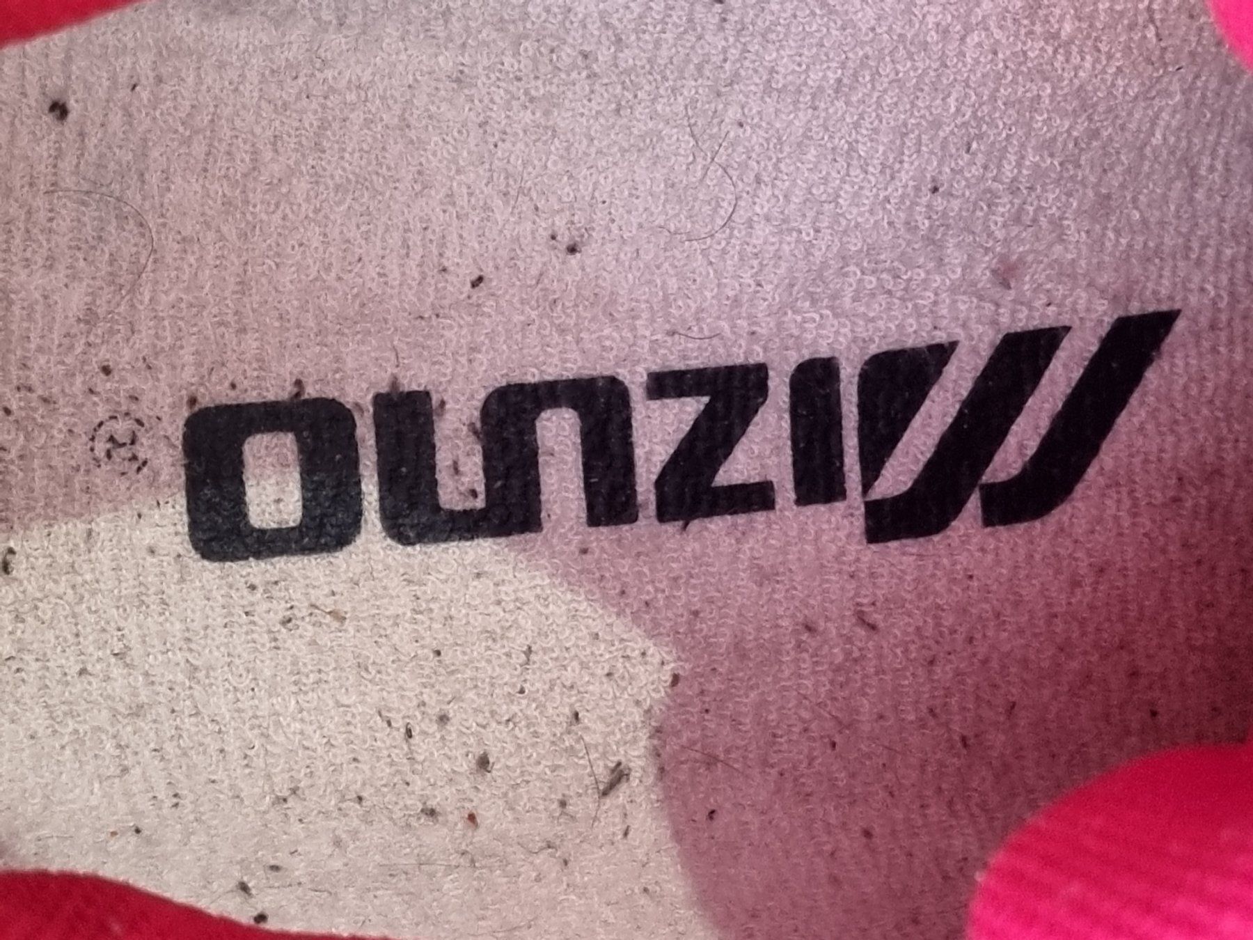 Scarpe da uomo: Turnschuhe Grösse 39 1/3 – Usato da Schönenwerd venduto da Chez_Mimi 7