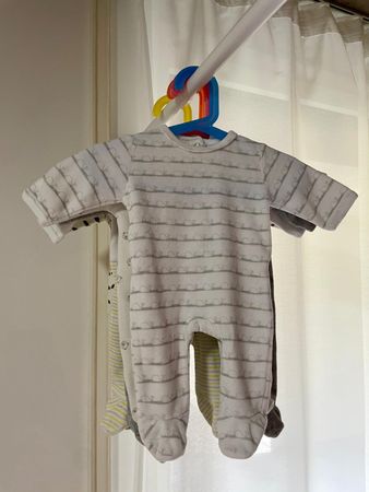 5 warme Pyjamas / Geburt (50-56cm)