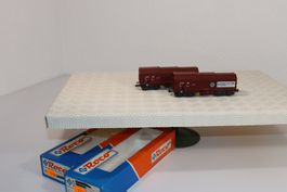 2 Roco Güterwagen ( 698 )