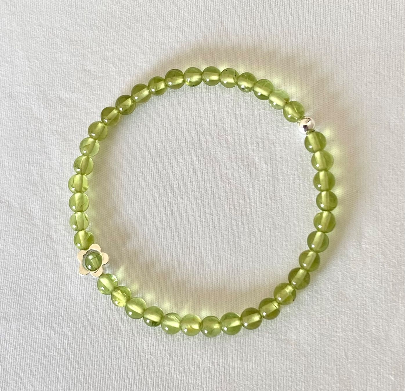 Armbänder & -reifen: Edelstein Armband Peridot mit Silber auf Mass – Neu und originalverpackt aus Zuzwil SG von Lemliskat 7