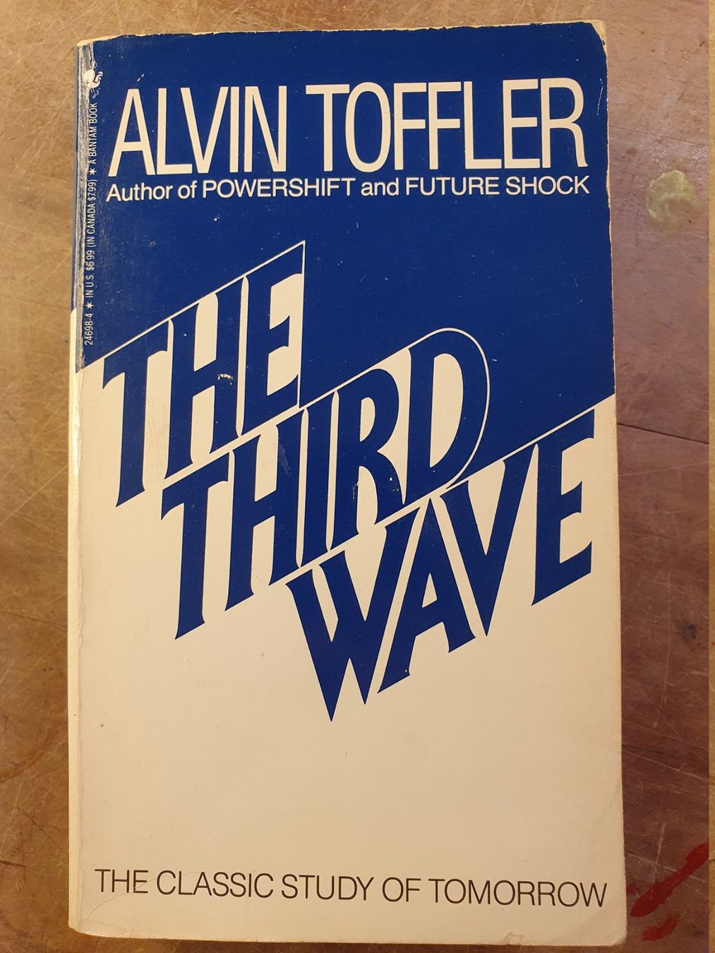 Bücher: The Third Wave - Alvin toffler – Gebraucht aus Zürich von loosebone