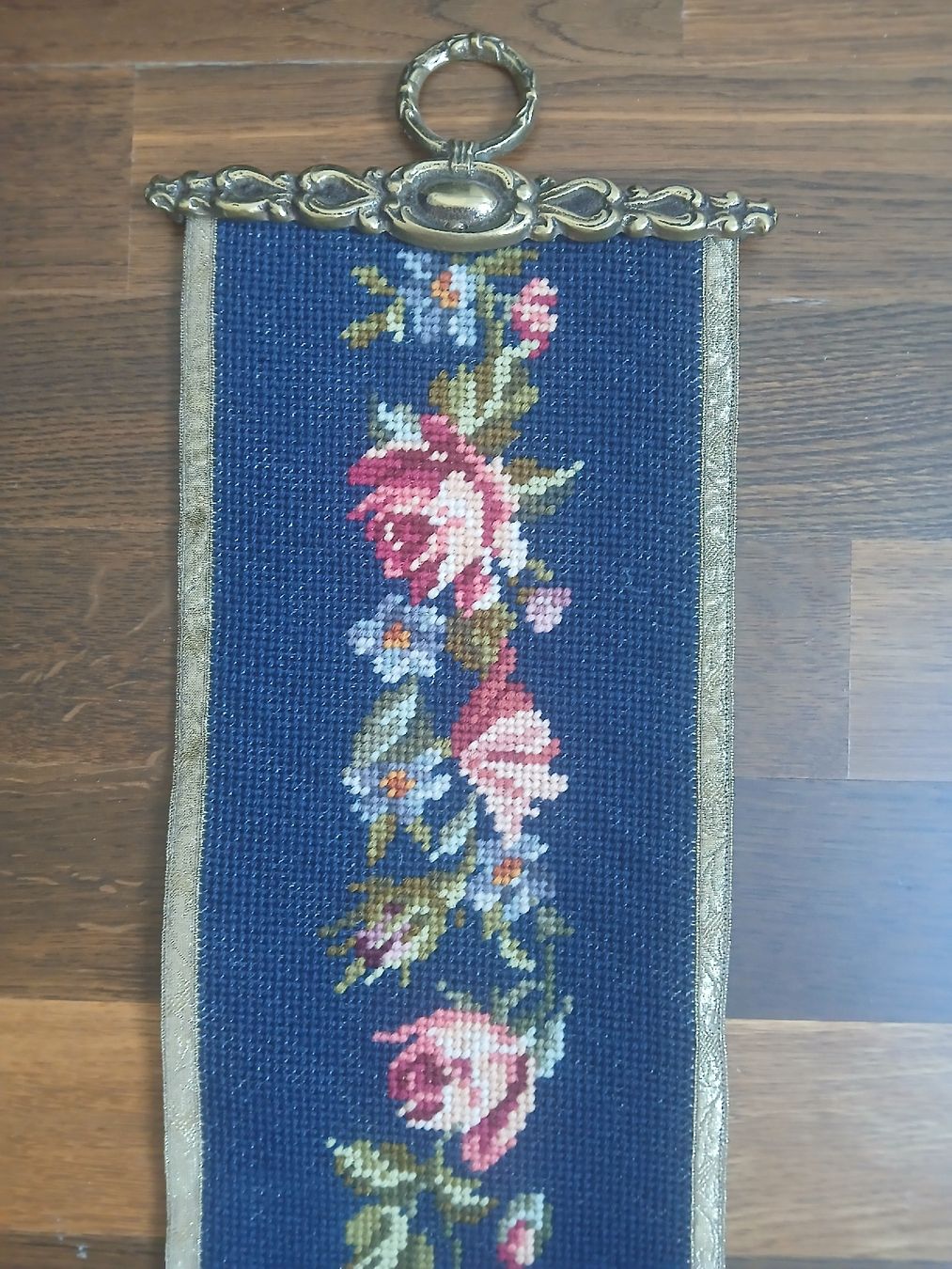 Stickrahmen: Vintage Needlepoint Floral Wall Hanging, Spring Decor! – Gebraucht aus Dübendorf von rol_fm6d 2