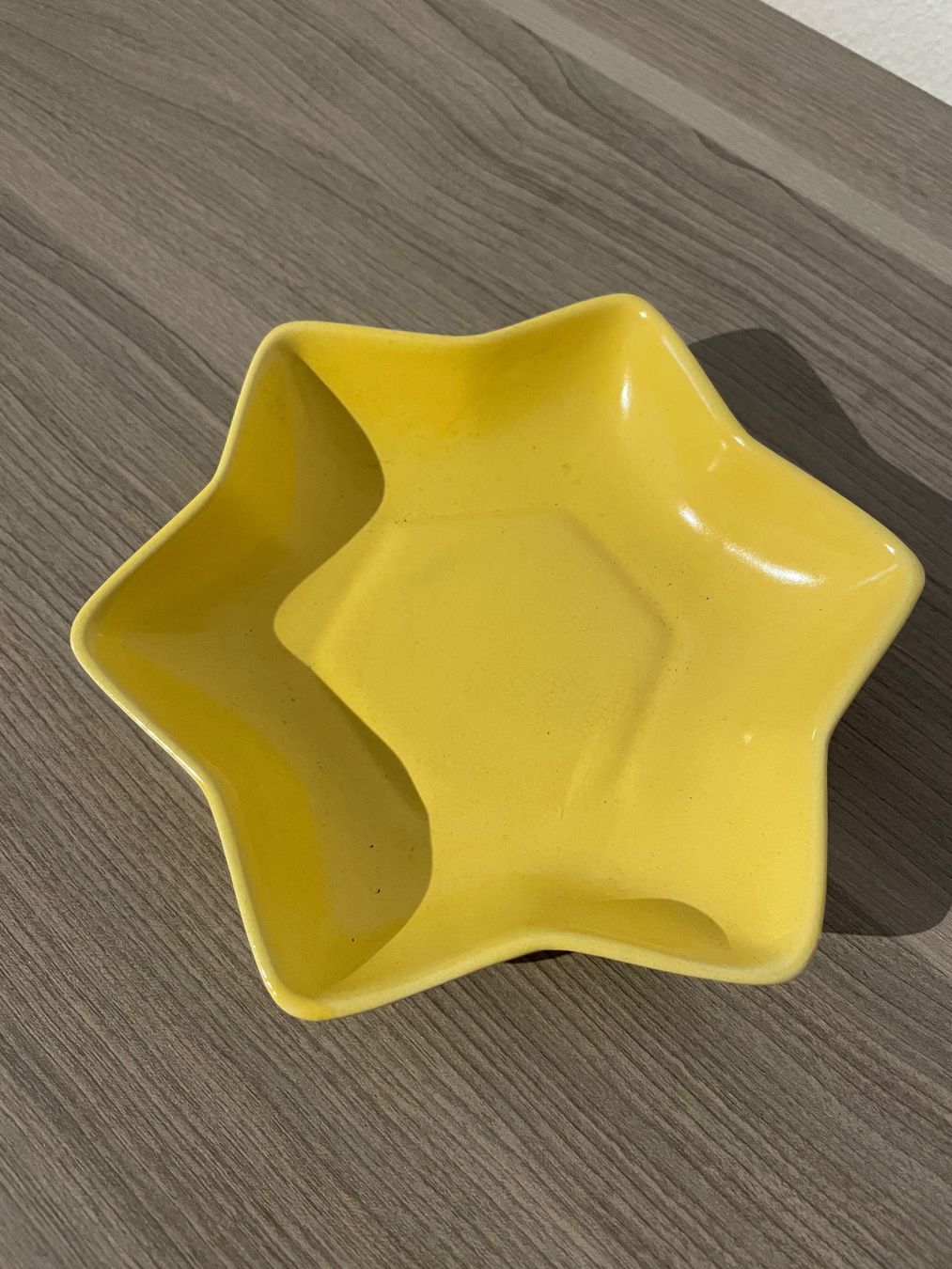 Schalen: Schale – Gebraucht aus Niederhasli von MT660