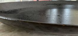 Grosse Servierplatte aus Keramik, schwarz mit Farbstruktur