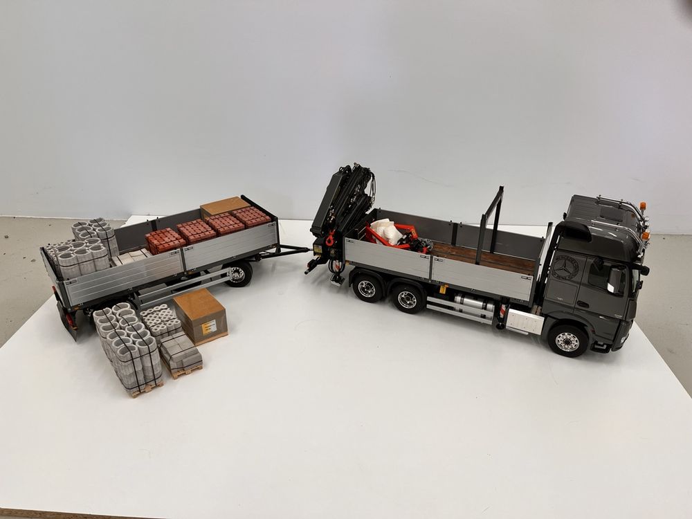 ScaleArt LKW Arocs, Palfinger Kran und Anhänger, Neuwertig (Neu (gemäss ...