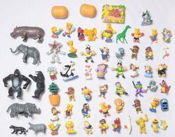 Konvolut  Sammel Figuren - Ü-Ei - Haribo - etc.