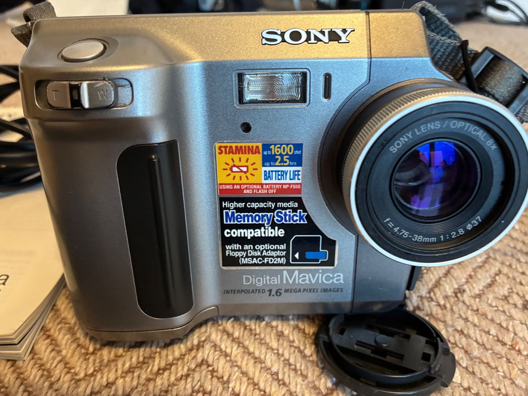 Sony Kamera: Sony Mavica MVC-F90 – Gebraucht aus Burgdorf von Accipiter_nisus 1
