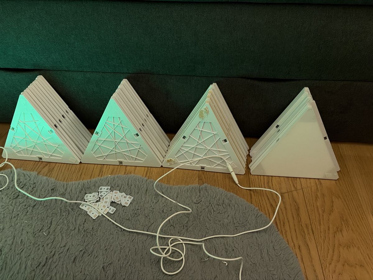 Nanoleaf Lampade: Nanoleaf Lichtpaneele 48 Stück – Usato da GÜMLIGEN venduto da DJ-Jana 1