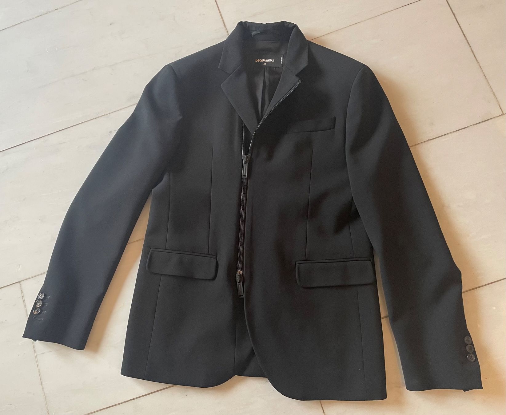 Dsquared2 Jacken: Dsquared2 Sakko Gr. 48, schwarz – Neu (gemäss Beschreibung) aus Unterengstringen von DeaundHeinz 1