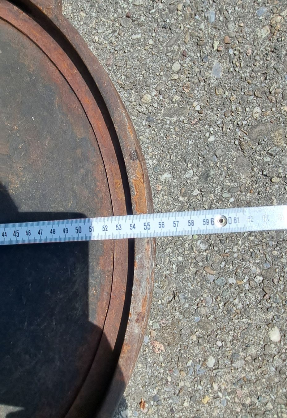 Stagni & Fontane ornamentali: Schachtdeckel Nottaris – Usato da Schangnau venduto da michjord821917 4