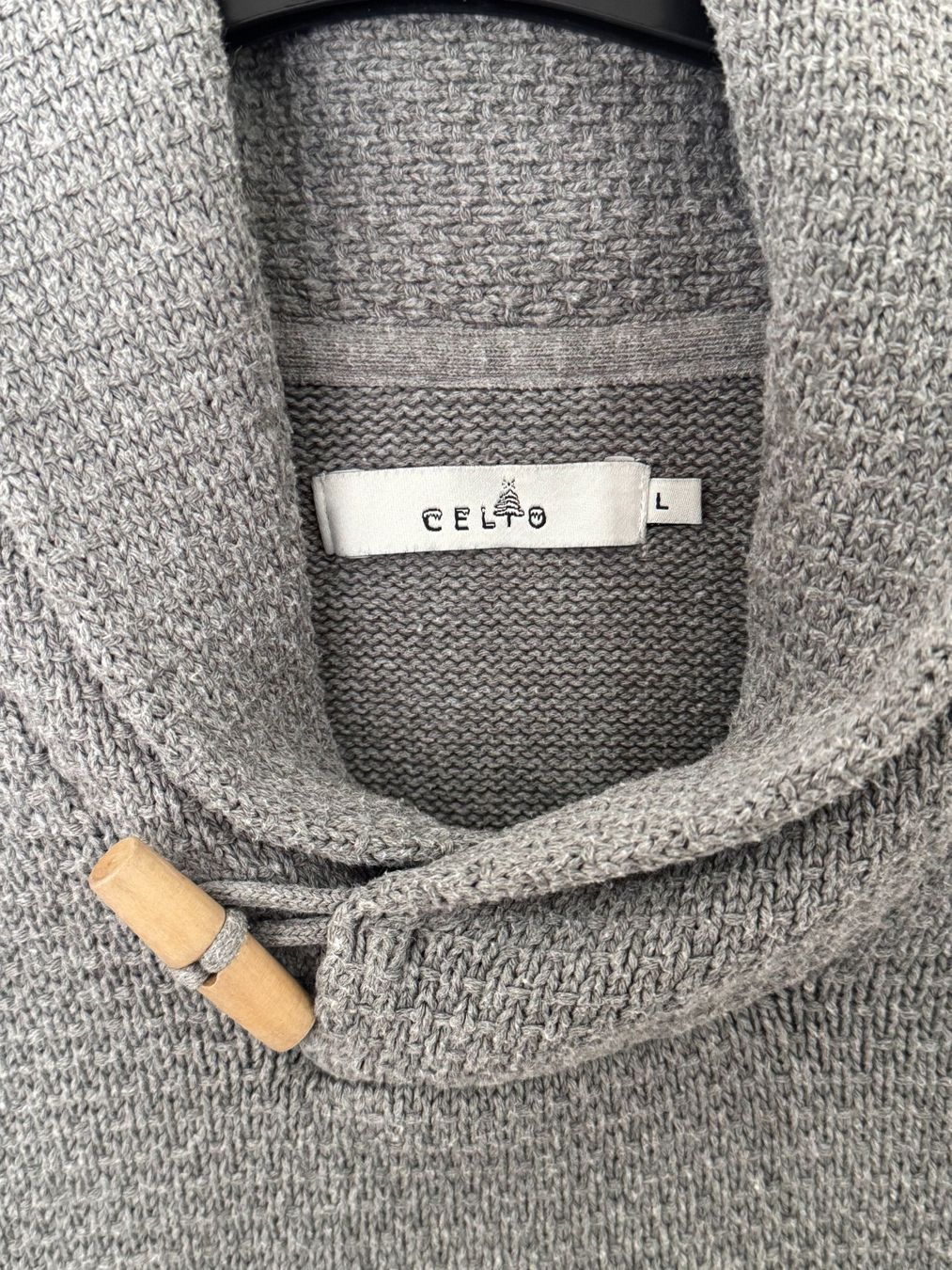 Maglioni & Felpe: Pull à col Celio Taille L – Usato da Yvonand venduto da log_t9ks 2