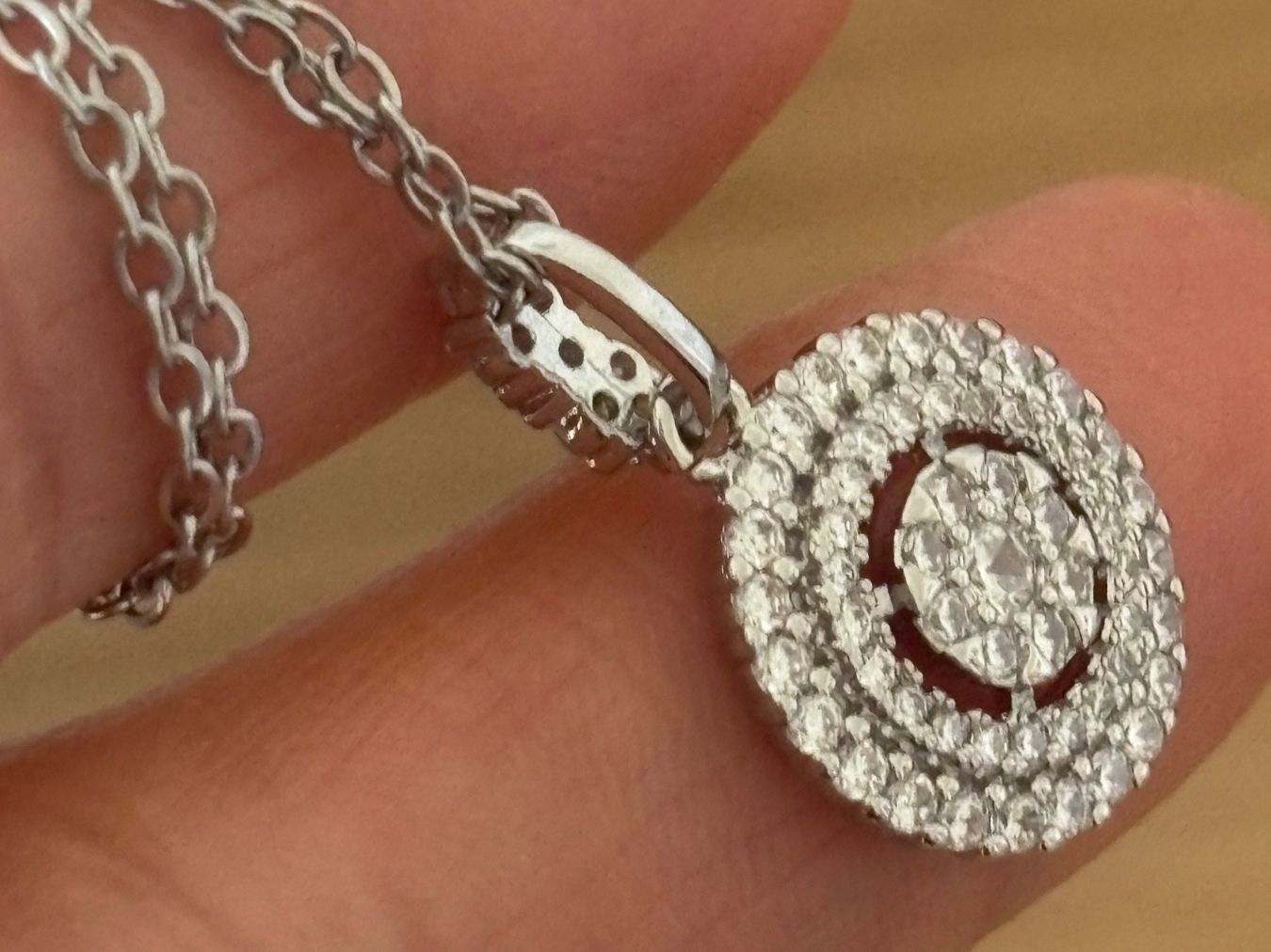 Catenine: Luxus Elegante Kette Farbe :  Silber – Nuovo (secondo la descrizione) da Biel-Bienne venduto da Roserosse13 6