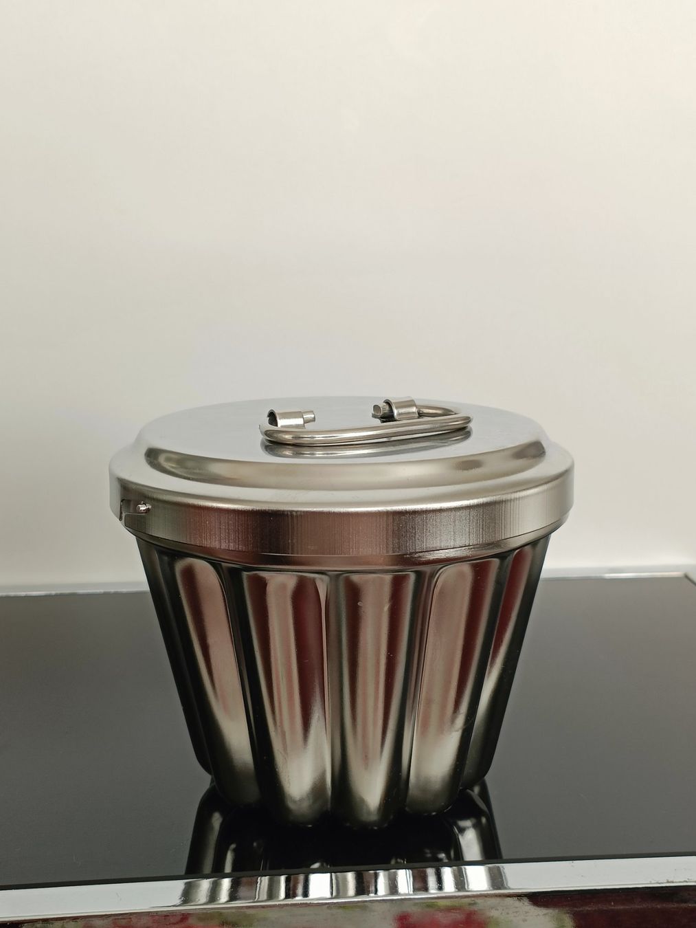 Backformen: Gugelhupf- oder Puddingform mit Deckel, in ausgezeichnetem Z – Gebraucht aus Birr von sen_sy55 3