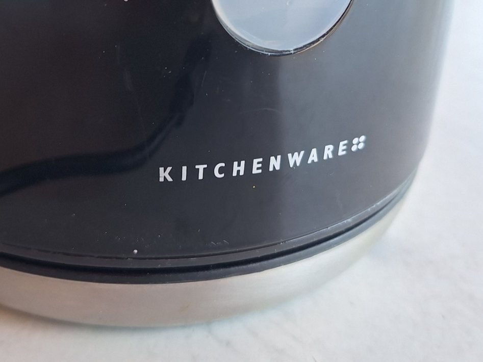 Bollitori: WASSERKOCHER KITCHENWARE SCHWARZ - 1,5 LITER – Usato da Huttwil venduto da Kunterbuntli 1