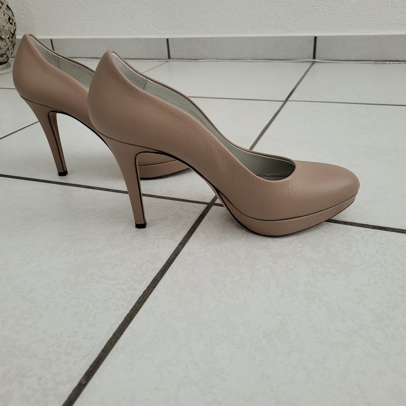 Navyboot Scarpe da donna: Navyboot Lederpumps gr.40 – Usato da Grüsch venduto da zottli26 1
