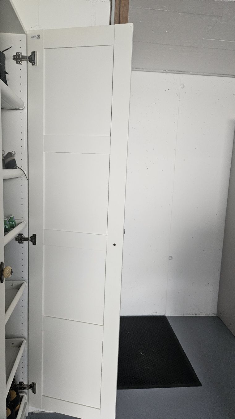 Ikea Porte: Ikea Pax Türe – Usato da Wangs venduto da Lindy6861 2