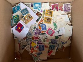 Lot mit Mix Briefmarken ab 1 CHF