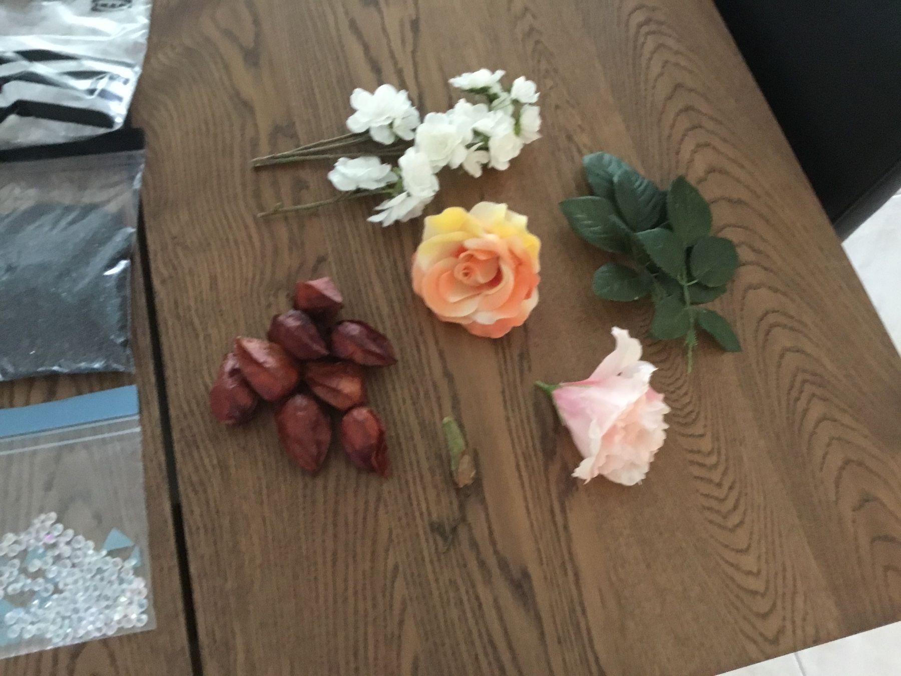 Toutes les décorations: Set - Dekosand, Rosen, Perlen – D'occasion à Würenlos par sweety5436
