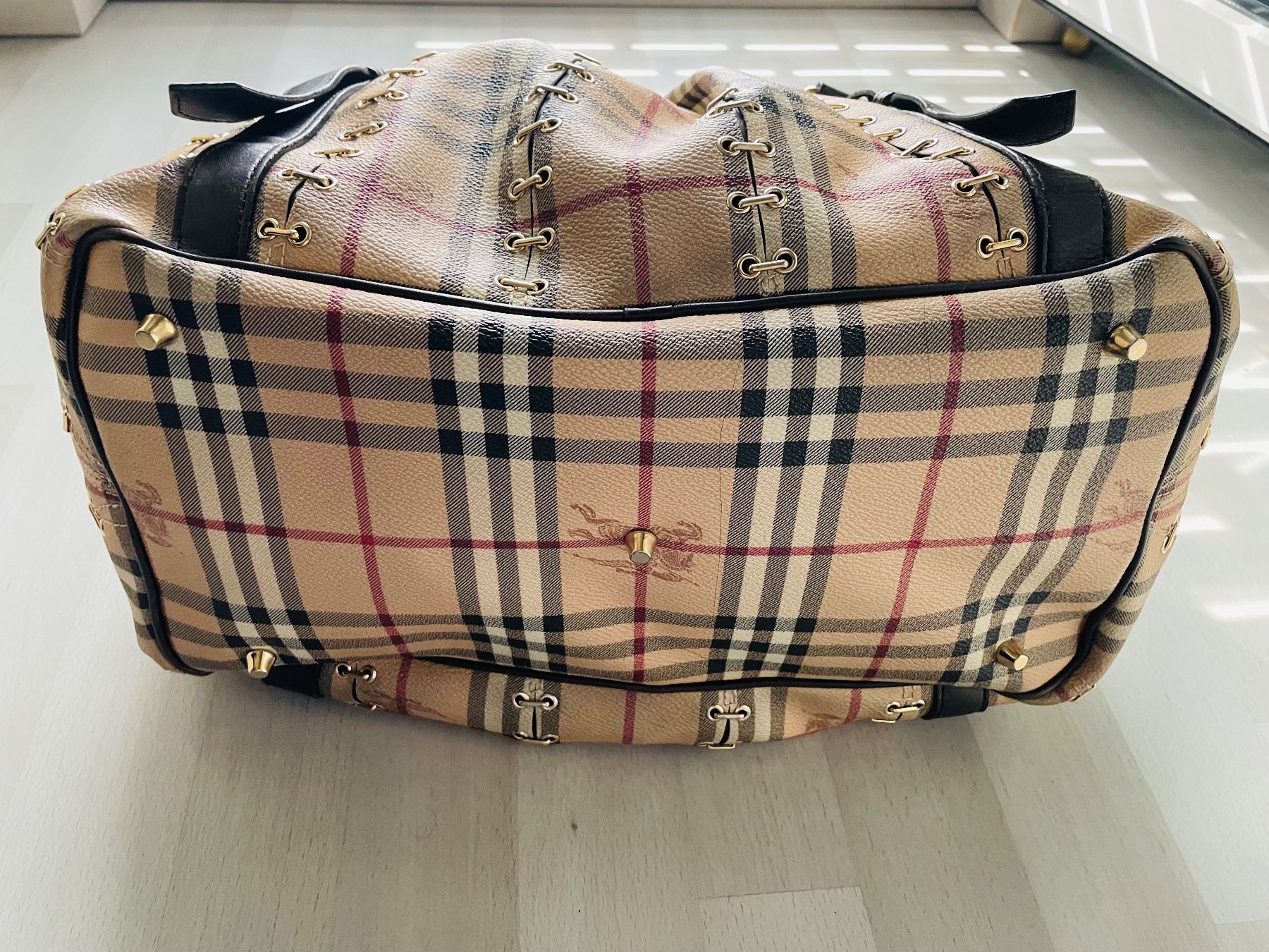 Burberry Sacs femmes: Original burberry – D'occasion à Rafz par Bamboula67 1