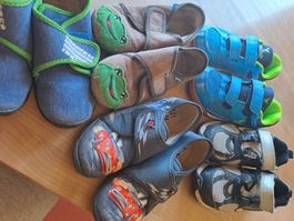 Hausschuhe, Turnschuhe, Sandalen, Kinder Schuhe, Gr. 29