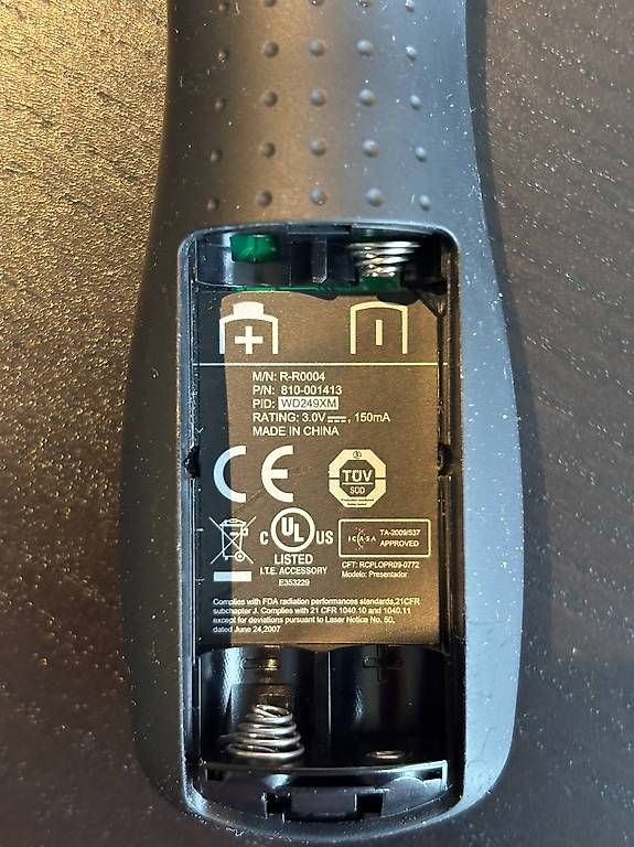 Fernbedienungen: Kabelloser Logitech Presenter R400 mit rotem Laserpointer – Gebraucht aus Brugg AG von Knup0 3