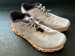 ON Laufschuhe, Gr. 40,5, neuwertig 