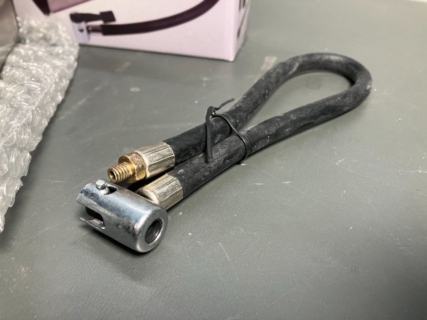 Pompe: neue aufladbare mini Akku Pumpe/Kompressor ab 1.- – Nuovo (secondo la descrizione) da Lichtensteig venduto da Buy24International 5