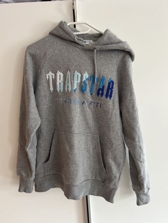 Pull Trapstar gris, taille M