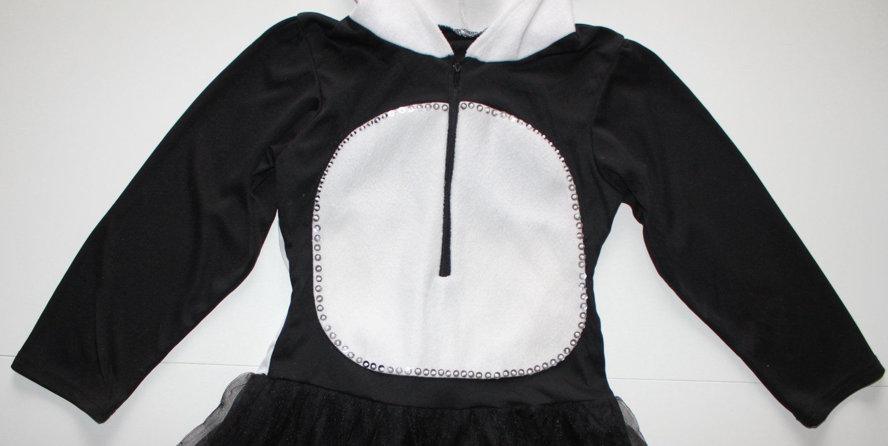 Costumi: Costume Panda / Kostüm Panda   t. 7 - 8 ans – Usato da Peseux venduto da CoolShoping 2
