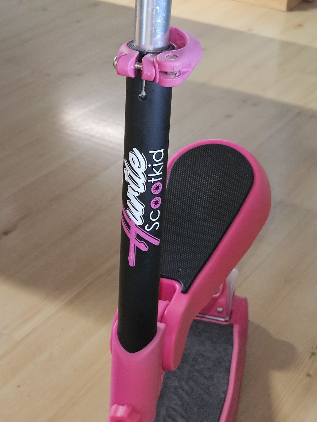Kickboard: Hurtle Scootkid 3-Wheeled Scooter – Neu (gemäss Beschreibung) aus Bonstetten von testimo1124 1