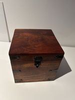 Holztruhe 