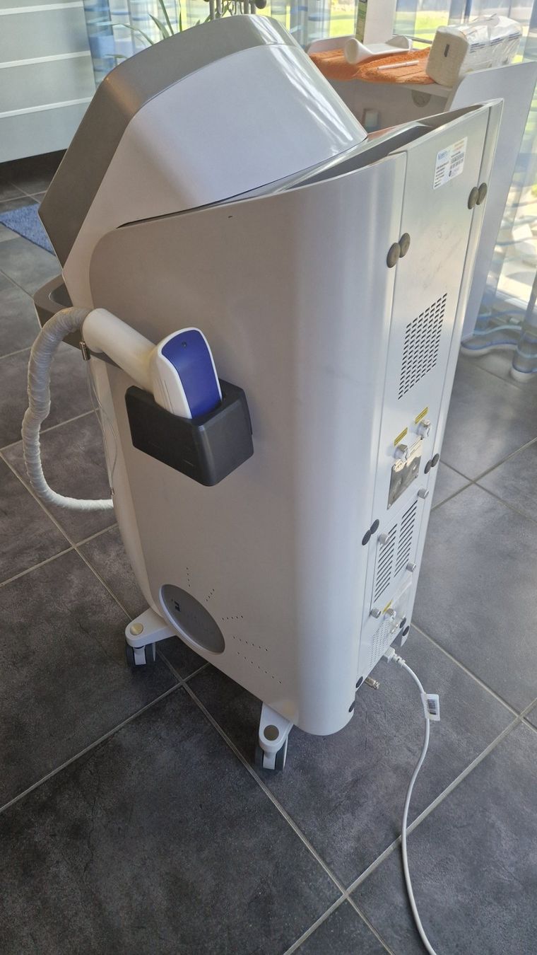 Tutte le macchine: Diodenlaser 808 AROMA – Usato da Salmsach venduto da Schusoa 3
