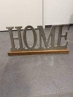 Home Aufsteller aus Holz