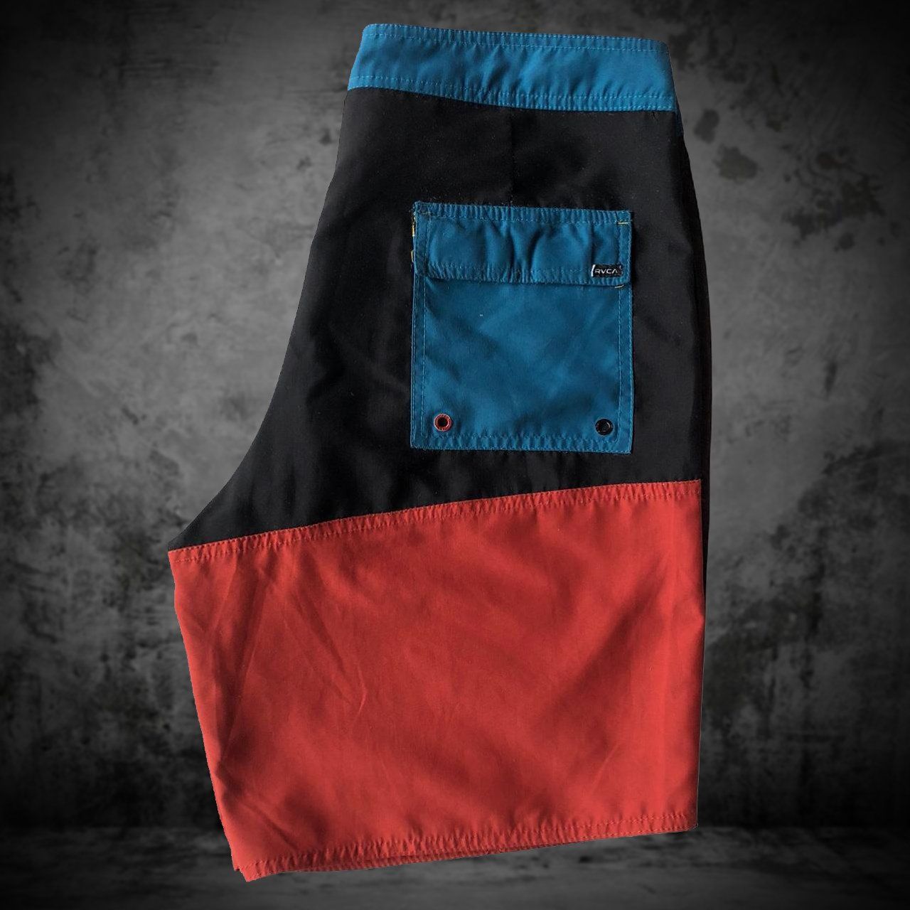 Costumi da bagno: Swimshort RVCA Black Men 34 – Usato da Genève venduto da ang_7j7j 2